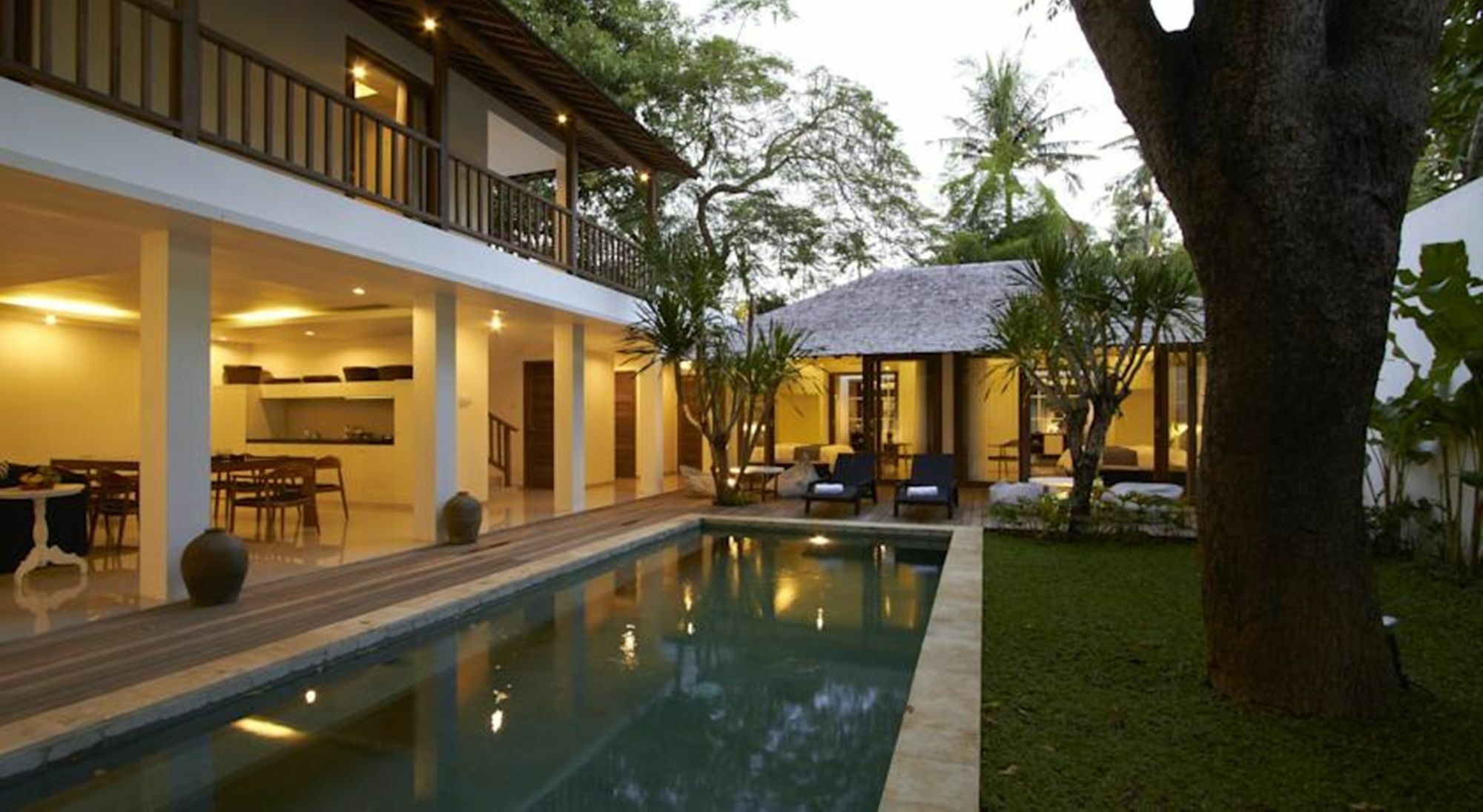 Oyo Flagship 1472 Astana Pengembak Sanur Hotel Kültér fotó